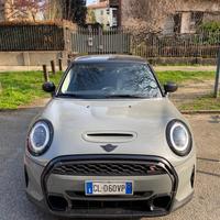 Mini Cooper S 5 porte