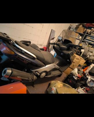 Scooter Yamaha T max