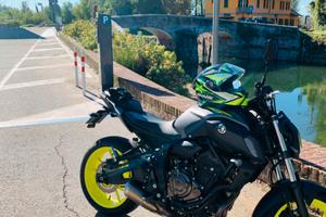 Yamaha MT-07 (35 kW - Patente A2)