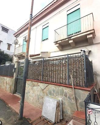 Rione Mangialupi, rifinito indipendente due