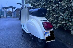 Vespa primavera 125
