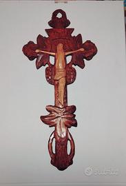 Crocifisso legno intagliato