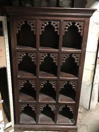 Mobiluccio espositore Orientale