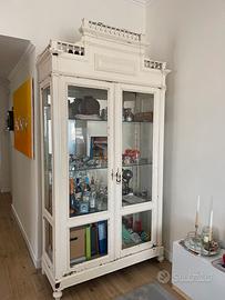 Vetrina antica shabby