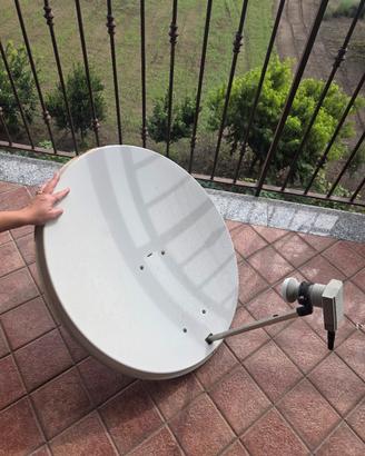 Antenna parabolica 