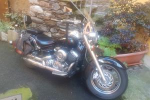 Yamaha XVS 650A Drag Star - 200