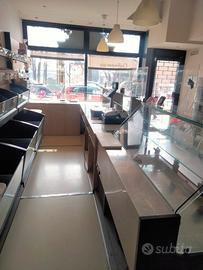 arredamento per negozio alimentari 