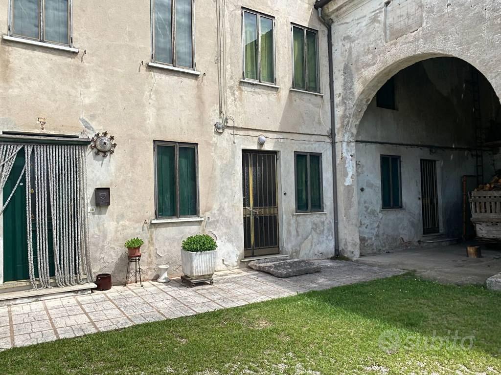 Casa – Thiene, Cantele, Rozzampia - Vista 2