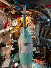 Folletto vk 220 pari al nuovo