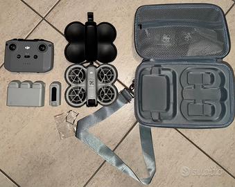 DJI neo 4 batterie +radiocomando