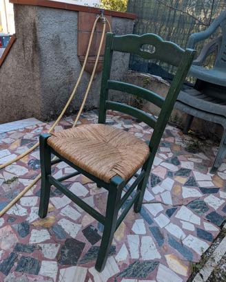 Sedie legno e paglia