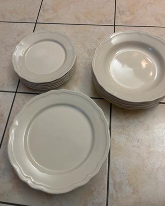 Set piatti Ikea