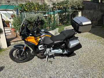 Moto Guzzi Stelvio 1050