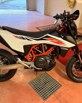 KTM 690 SMCR DEPO A2 libretto!