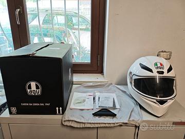 Casco AGV
