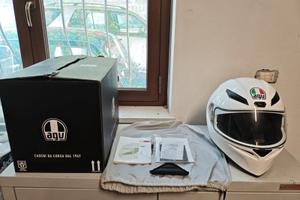 Casco AGV