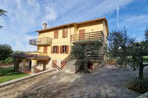 Villa a Guardea