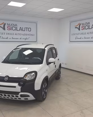 FIAT Pandina 1.0 65cv Hybrid Cross