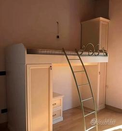 Camera da letto a ponte per ragazzo