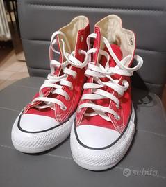 Tuta converse rossa store e bianca