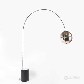 piantana ad arco design anni 60 in cromo reggiani