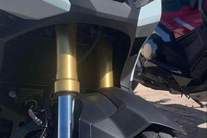 Honda X-ADV 750 2400km Scarico Arrow