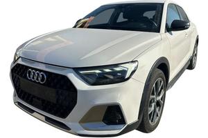 AUDI A1 citycarver 30 TFSI Admired