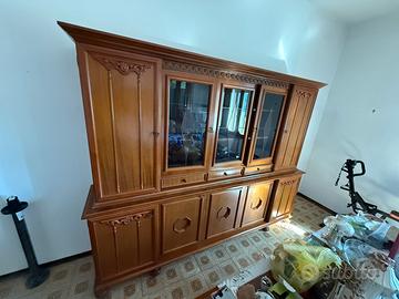 Sala da pranzo completa in legno massiccio
