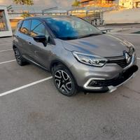 stupenda renault captur 