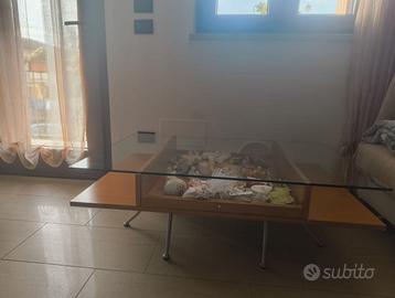 Tavolino in ciliegio con cassetto estraibile