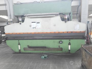 Piegatrice indumac 4000 x 100 ton