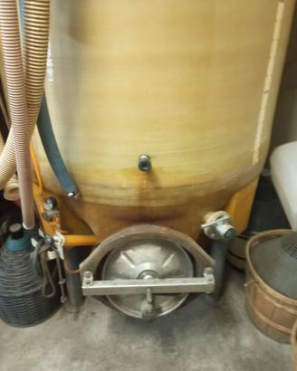 Vasche per vino in vetroresina 