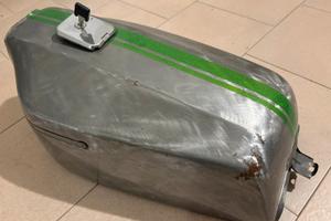 Serbatoio scrambler cafe racer