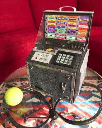 Mini-jukebox autocostruito