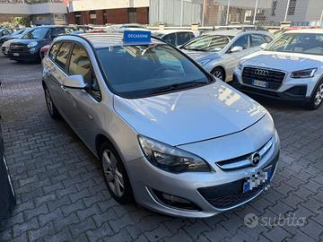 OPEL Astra 1.4 Turbo 140CV Sports Tourer GPL Tec