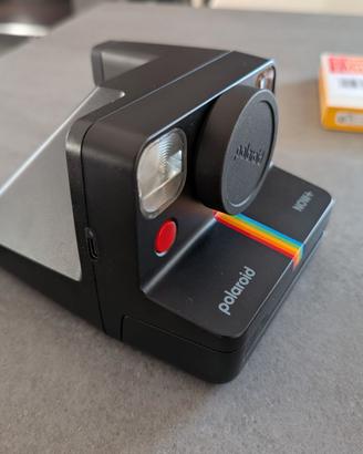 Macchina Fotografica Polaroid Now+ più accessori