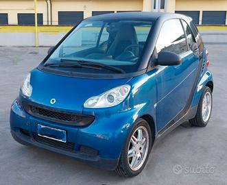 Auto Smart Coupè