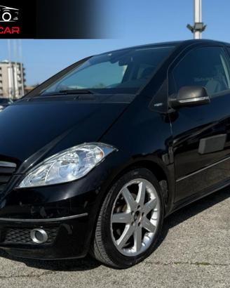 MERCEDES-BENZ A 180 CDI Coupé Special Edition
