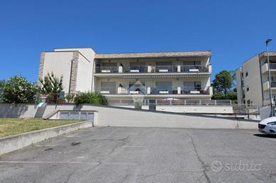 3 LOCALI A MONTOPOLI DI SABINA