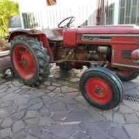 Trattore Zetor del 1971