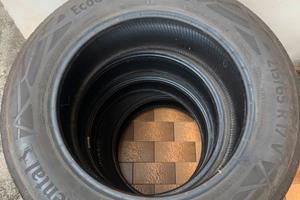 Gomme Continental 215/65 R17 99V