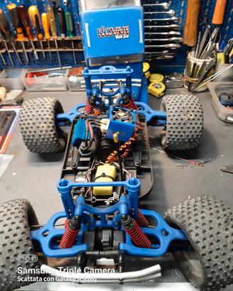 Modello RC 1/10 E-maxx Traxxas 