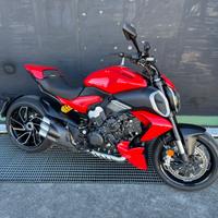 Ducati Diavel V4