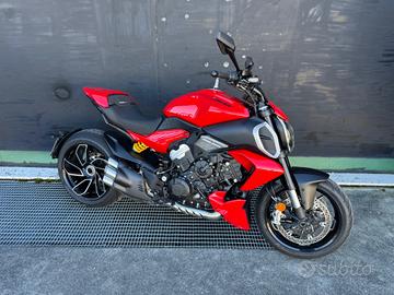 Ducati Diavel V4