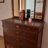Cassettiera in legno