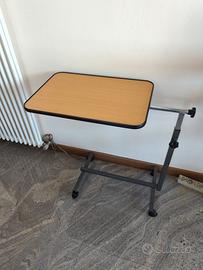 Tavolino servitore medicale regolabile
