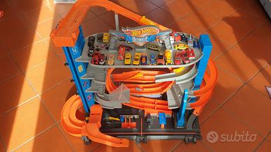 Pista Hot Wheels ultimate garage + 30 macchinine