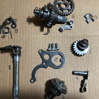 Pezzi cambio motore Honda cr 125 ecc