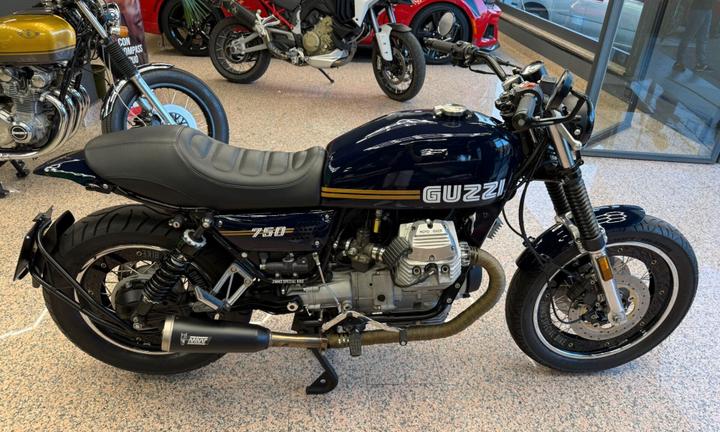 Moto Guzzi Nevada 750