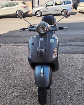 vespa 300gts super sport